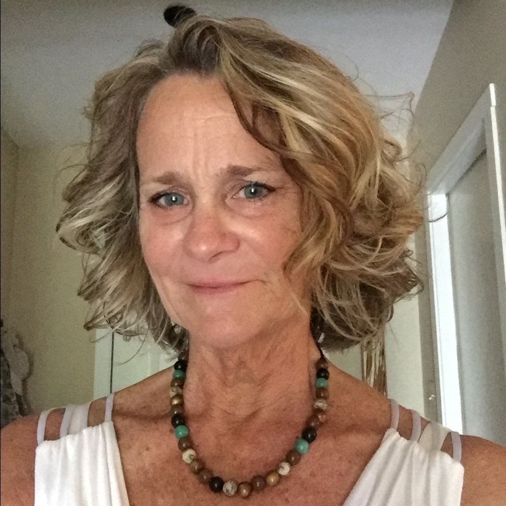 Meet your Posher, Stefanie