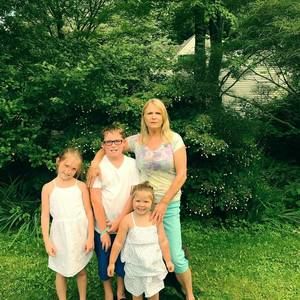 Meet your Posher, Suzanne