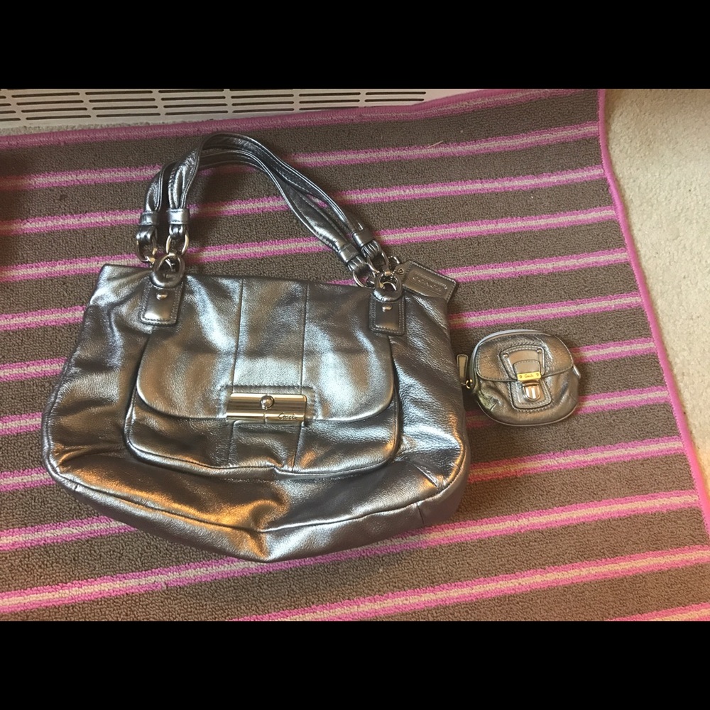 Coach purse and matching wallet