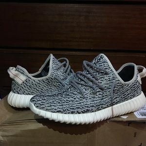 Yeezy 350 Boost Turtle Dove