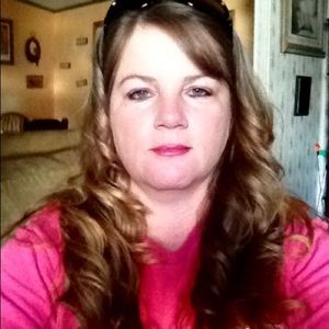 Meet your Posher, Candace