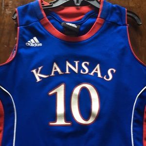 University of Kansas basketball jersey 4T