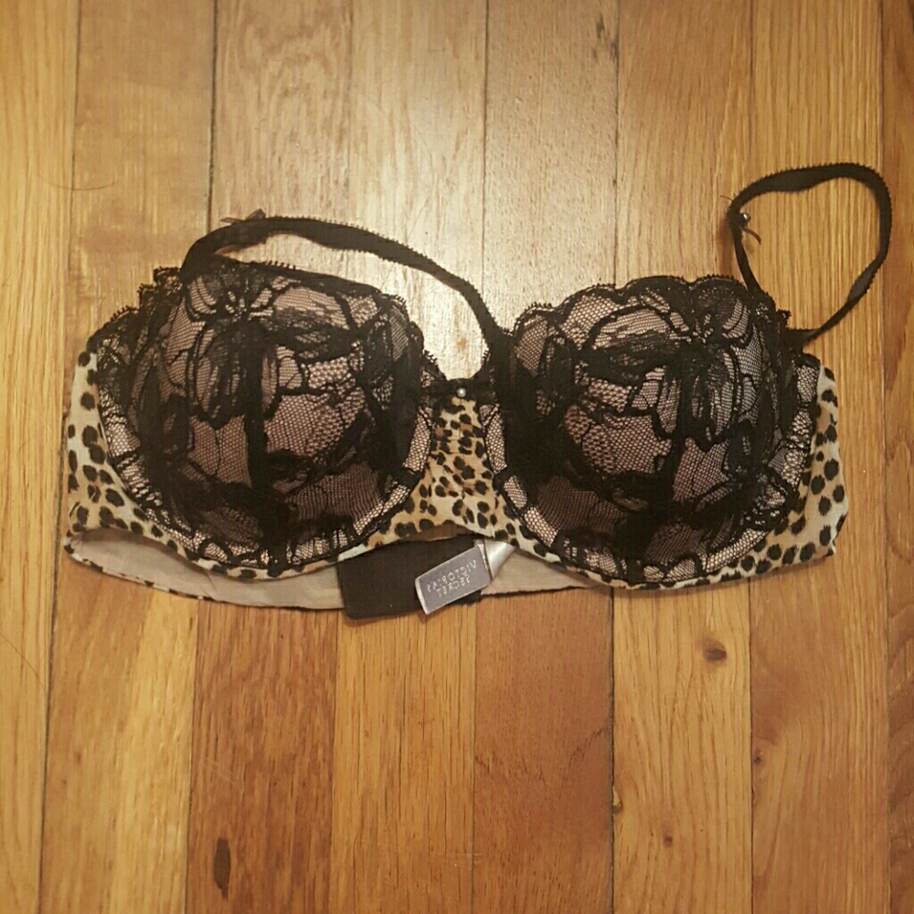 Cheetah bra