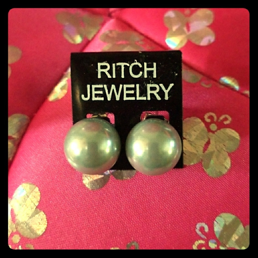 Pearl Earrings