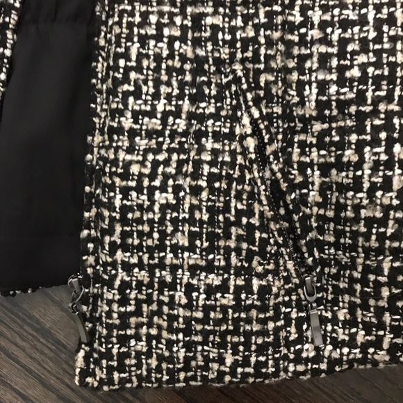 NWT WHBM Black & Cream Fur Collar Puffer Vest - Picture 3 of 8