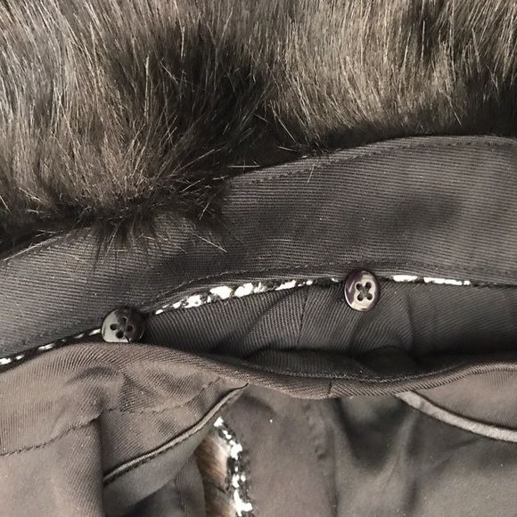 NWT WHBM Black & Cream Fur Collar Puffer Vest - Picture 6 of 8