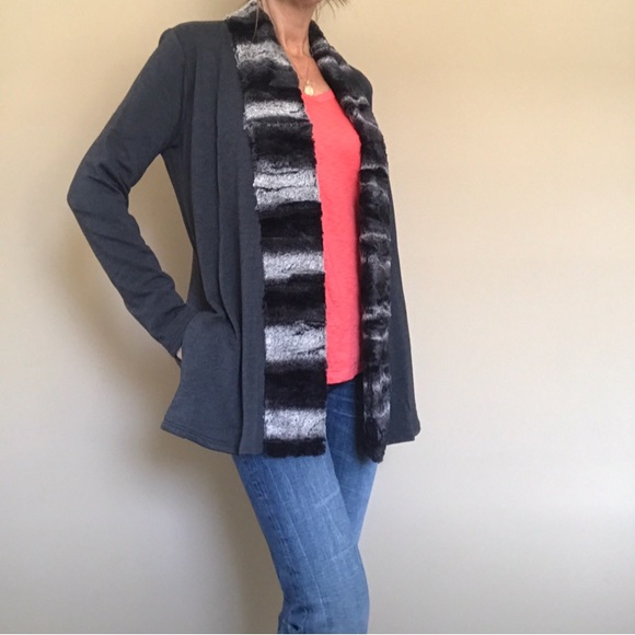 NWT Saks Fifth Avenue Gray Cardigan Fur Collar - Picture 8 of 8