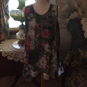 Multi patterned line tank blouse
