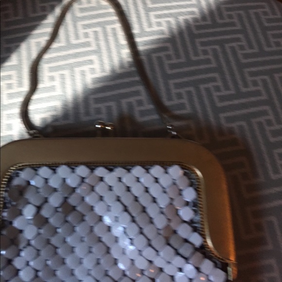 Whiting and Davis white chain purse - Picture 2 of 6