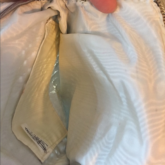 Whiting and Davis white chain purse - Picture 4 of 6