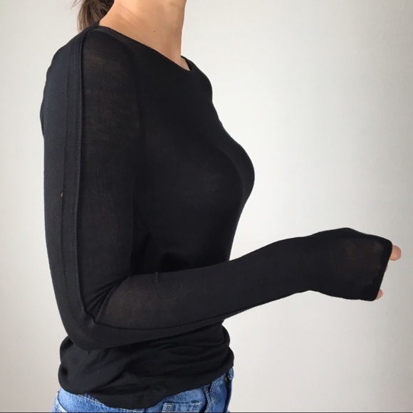 KEIRA Knit open back top. Best seller - Picture 5 of 5