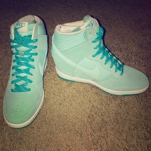 NWOT Sky Hi Nike Dunks Artisan Teal Wedge Sneaker