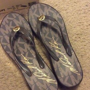 Bedford Flip Flop