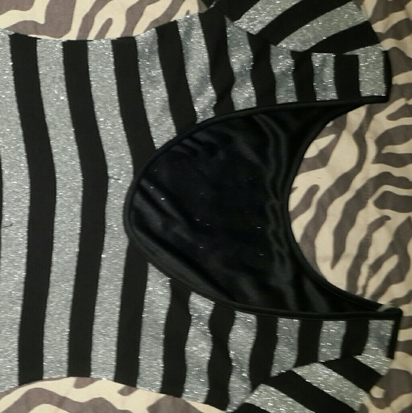 Women's Sexy Body Fitting Quarter Sleeve Dress - Picture 7 of 9