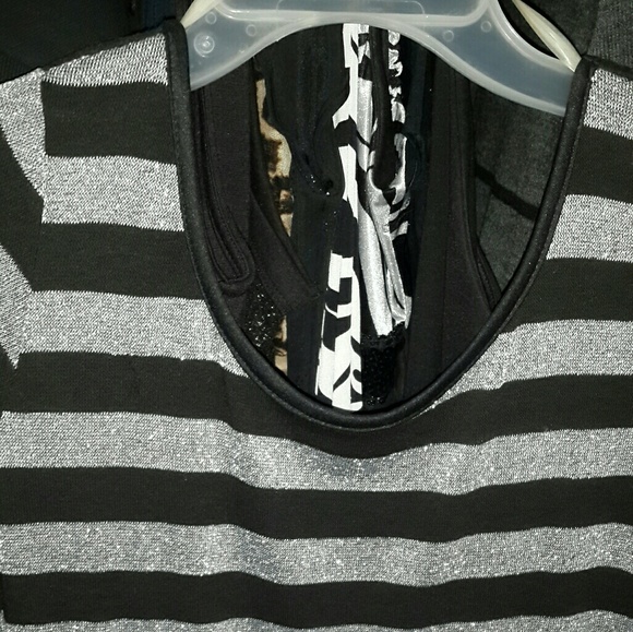 Women's Sexy Body Fitting Quarter Sleeve Dress - Picture 8 of 9