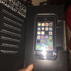 Waterproof iPhone 5/5S case (Brand New)