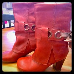 Rarely worn cognac #JohnFluevog boots, size 7.5