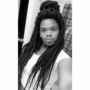 Meet your Posher, Deserai