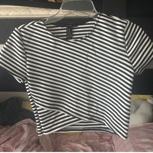 Forever 21 crop tee