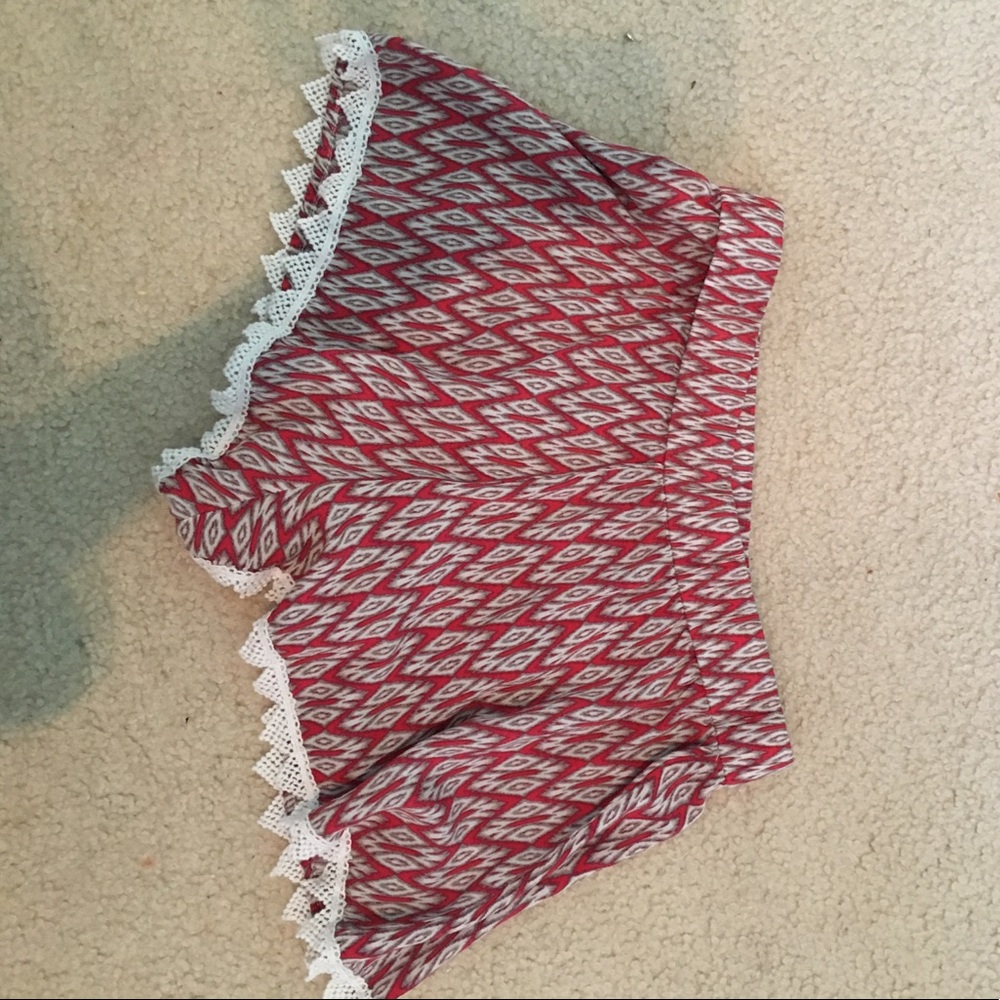 Patterned shorts