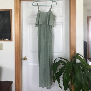Forever 21 green spaghetti strap maxi dress