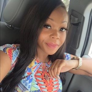 Meet your Posher, Asha