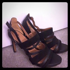 Heels size 8