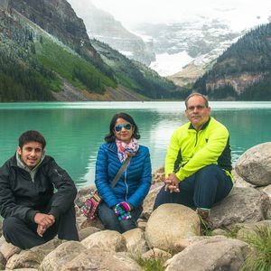 Meet your Posher, Asifa