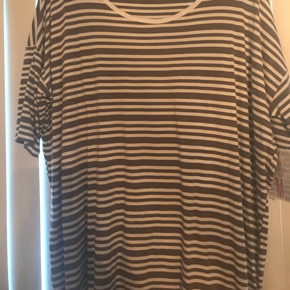 Brand new Lularoe Irma