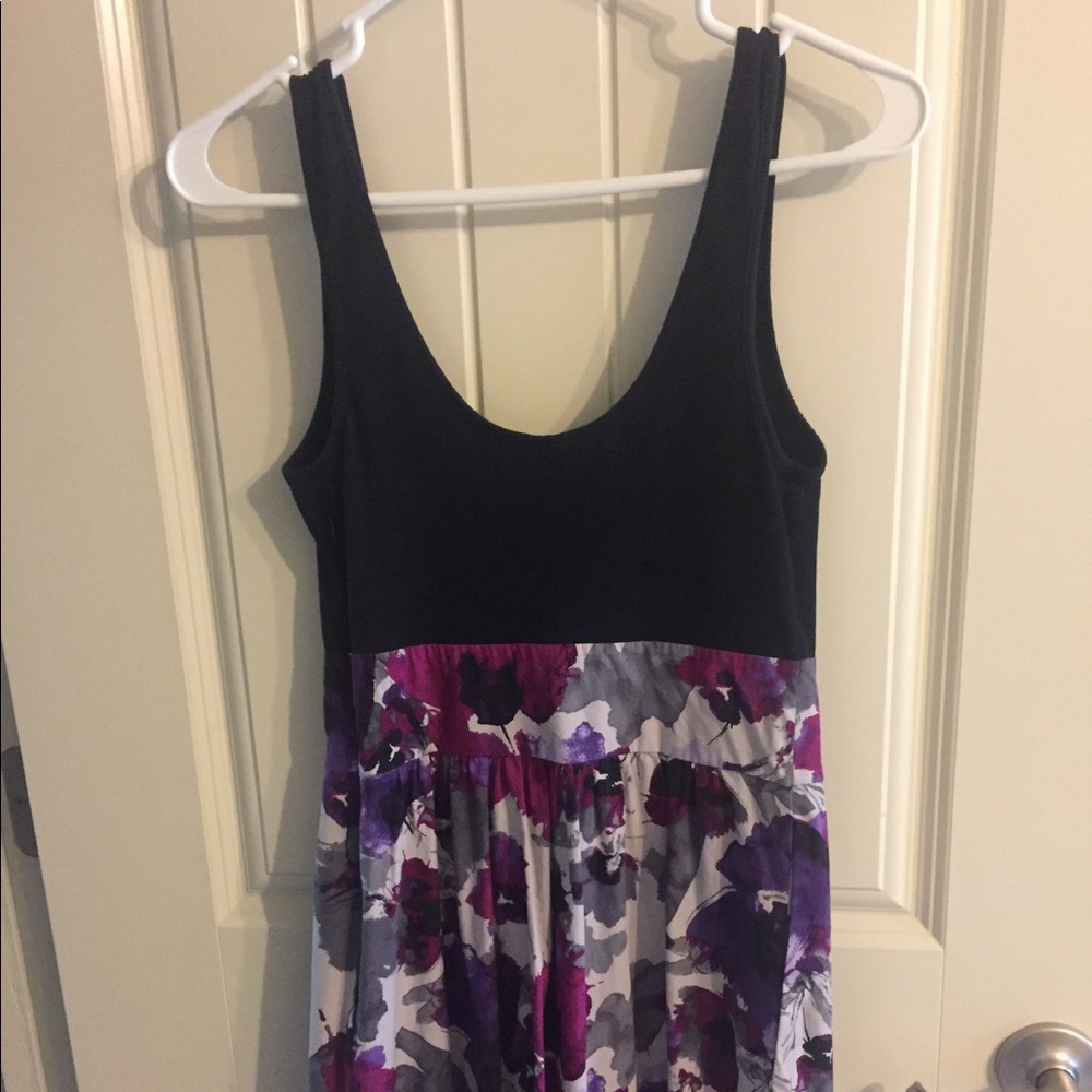 Express dress - Picture 2 of 3