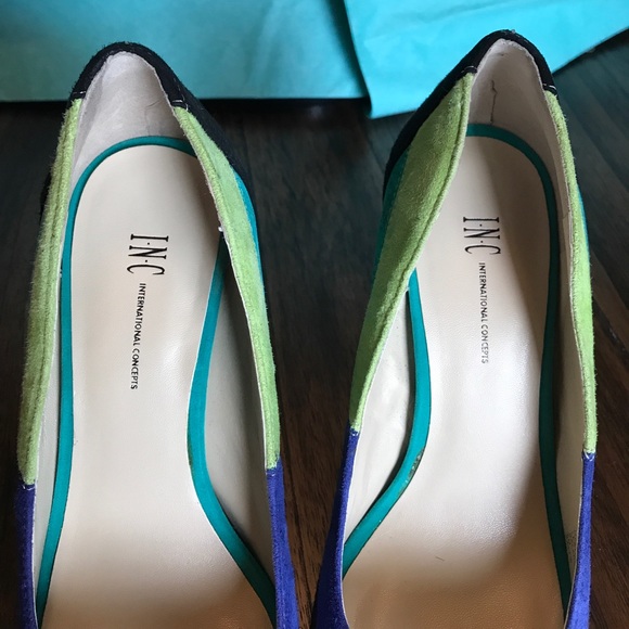 INC International Concepts leather color blk heels - Picture 5 of 5