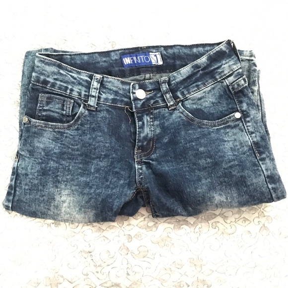 Skinny Jeans - Picture 2 of 3