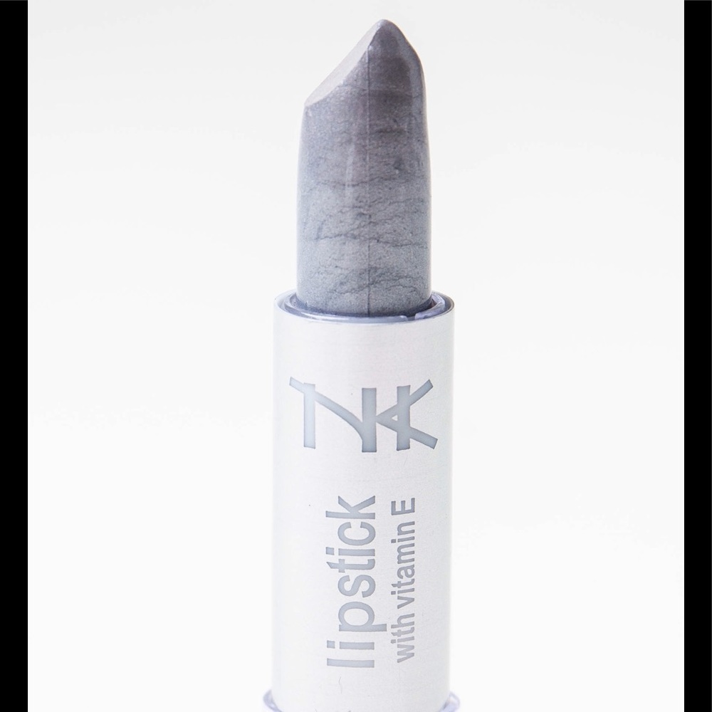 3 Color Lipstick Collection - Picture 3 of 4