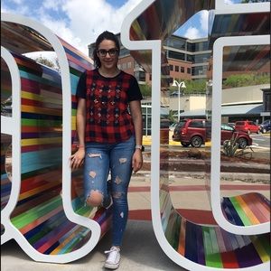 Meet your Posher, Karina