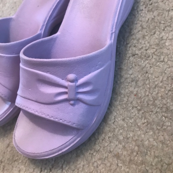 Purple slip on slippers Sz 6 - Picture 4 of 4