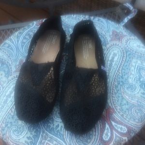 Tom's Black Lace Slip on