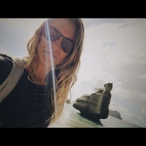 Meet your Posher, Mallory