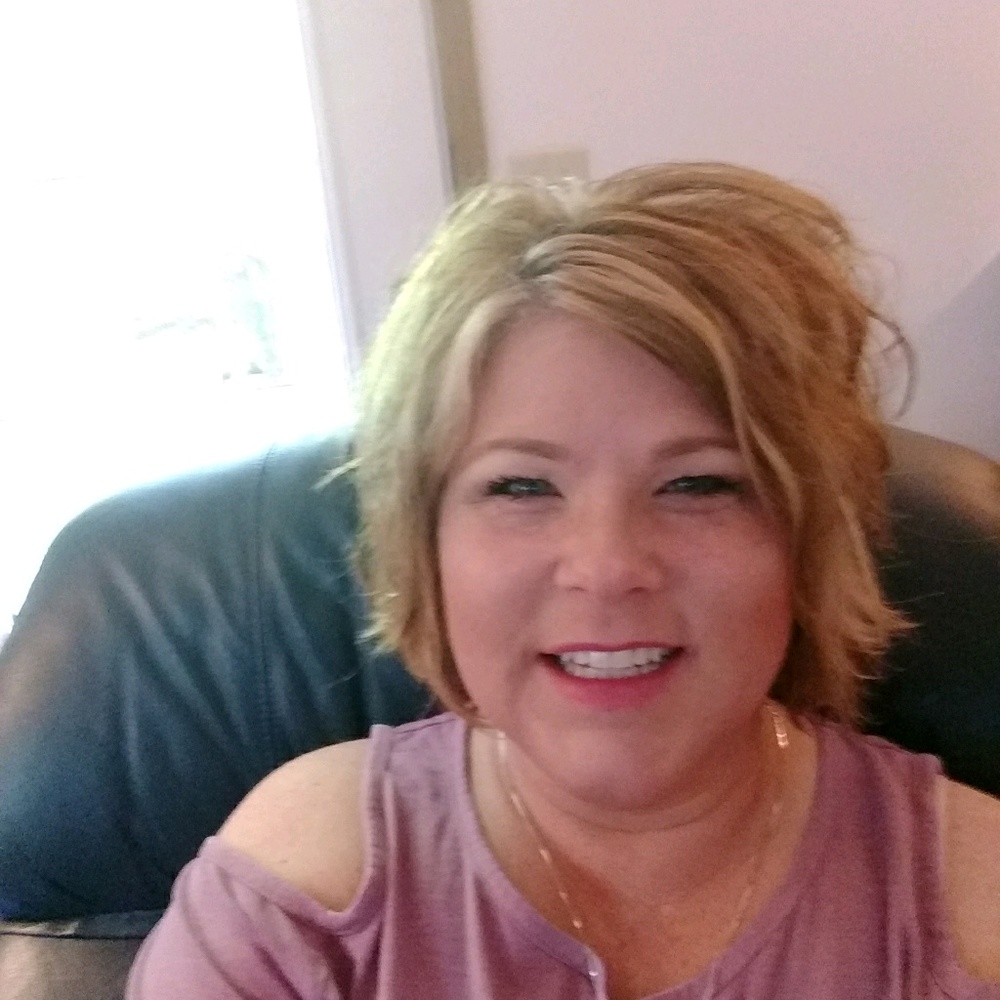 Meet your Posher, Carla