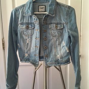 Cropped jean jacket
