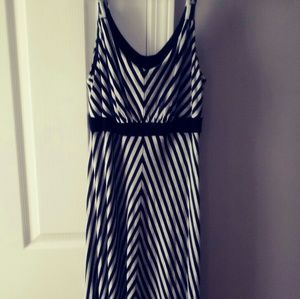 Dress, very comfy size 14/16. Like new condition