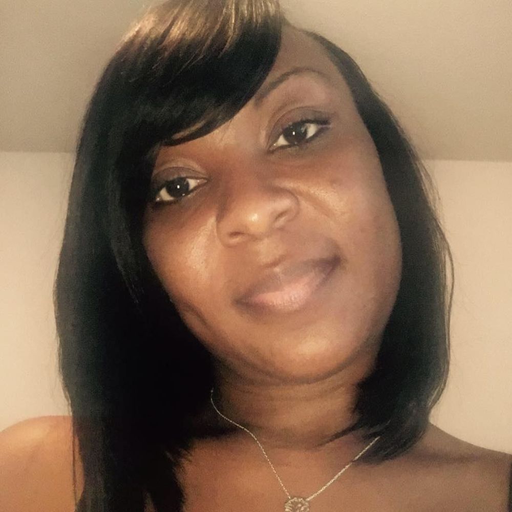 Meet your Posher, Latasha