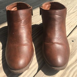 rue 21 ankle boots size s (6/7)