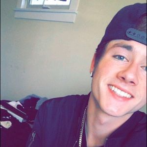 Meet your Posher, Samuel