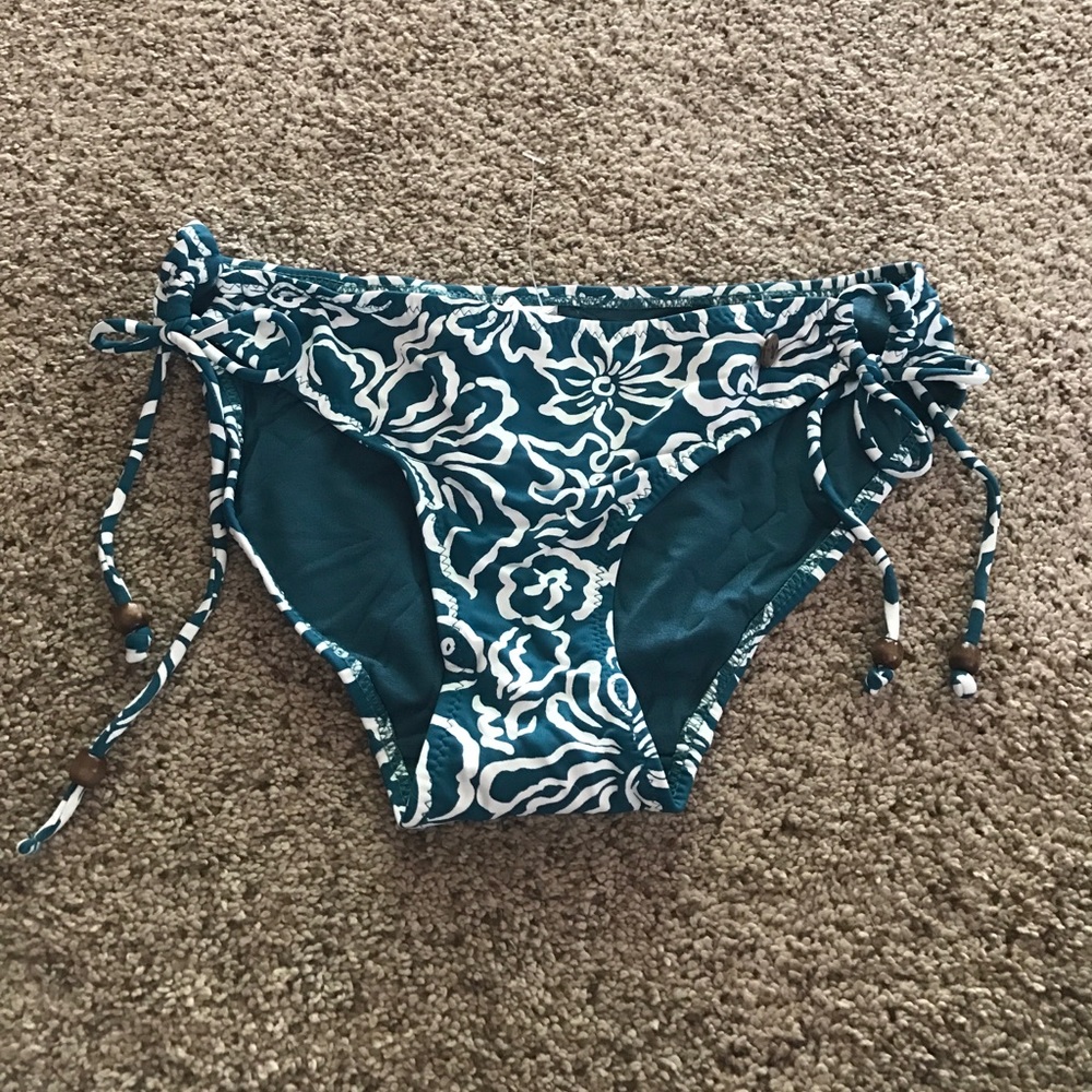 American Eagle Green Floral Medium Bikini Bottoms