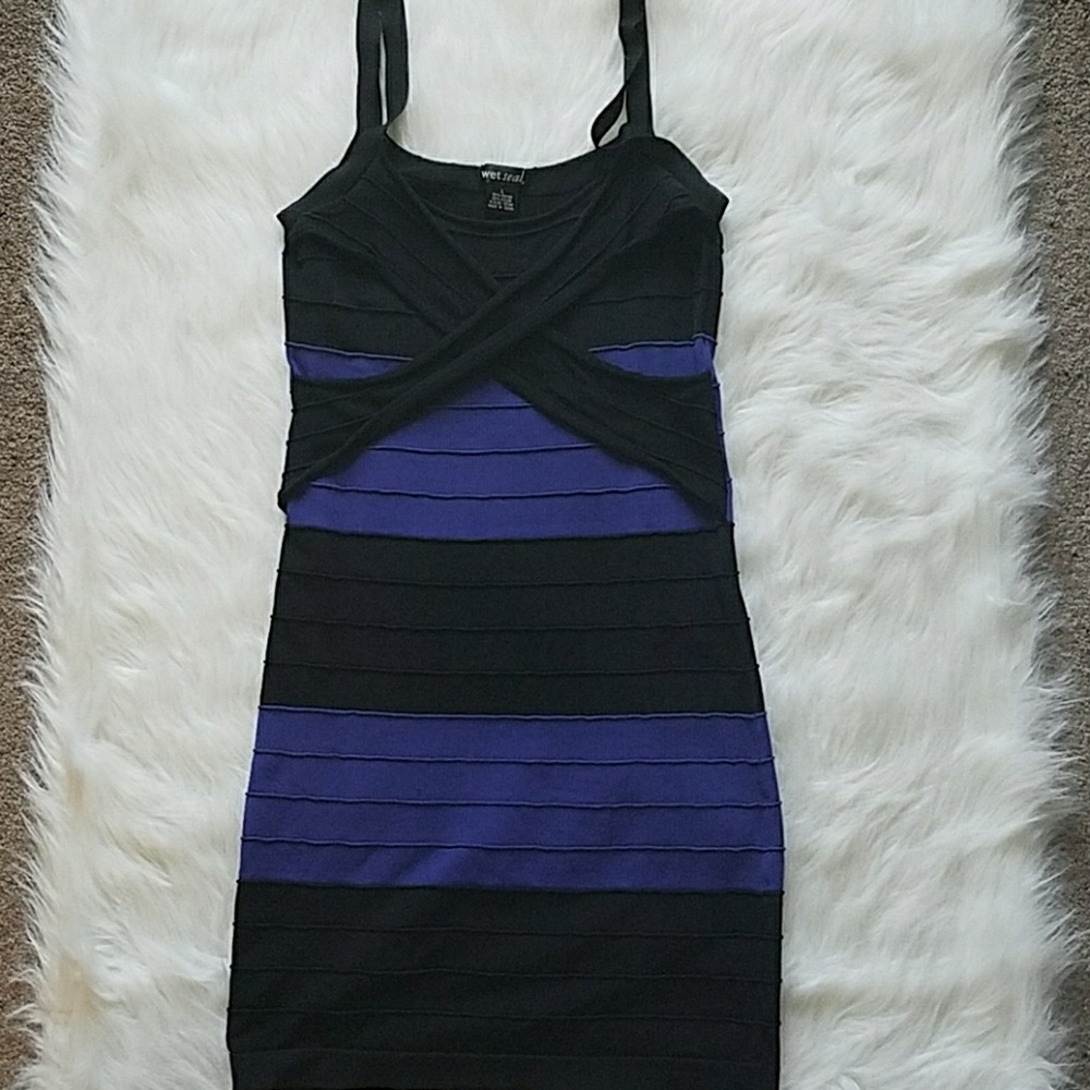 💥💥 SOLD 💥💥  Wet Seal bandage dress