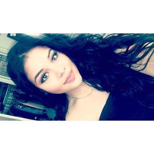 Meet your Posher, Daniela