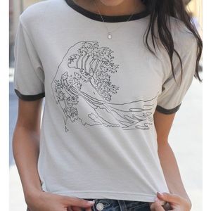 Brandy Melville graphic wave tee