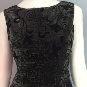 Black shimmering Scarlett top, size 3-4 Made in US