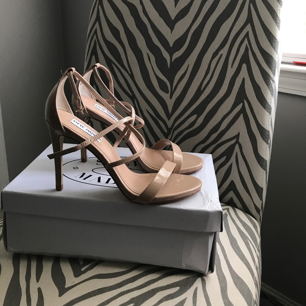 Steve Madden Feliz sandal