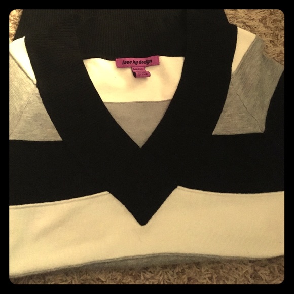 💖 Adorable Sweater Dress - Picture 1 of 5